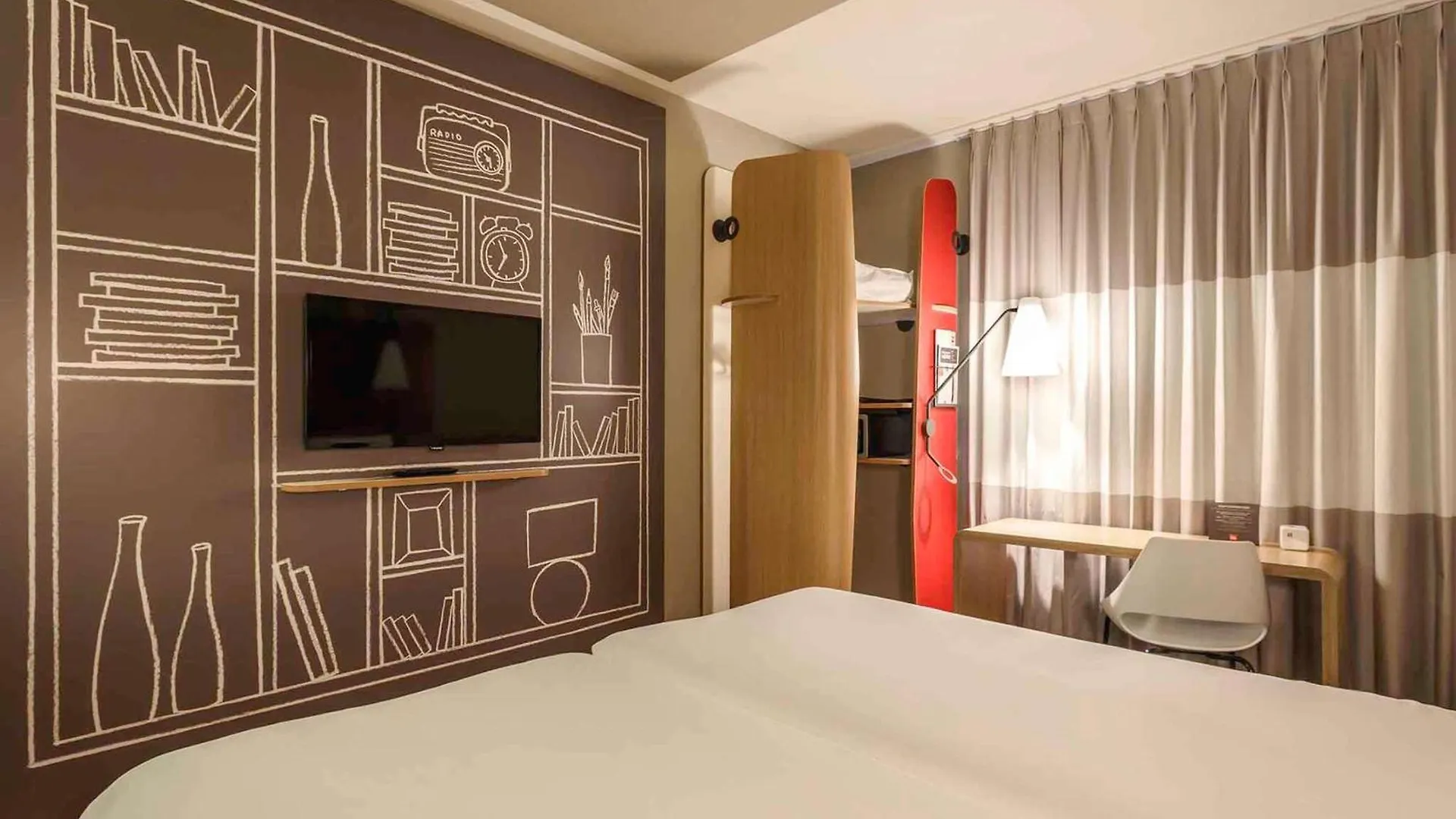 ibis Amsterdam City West