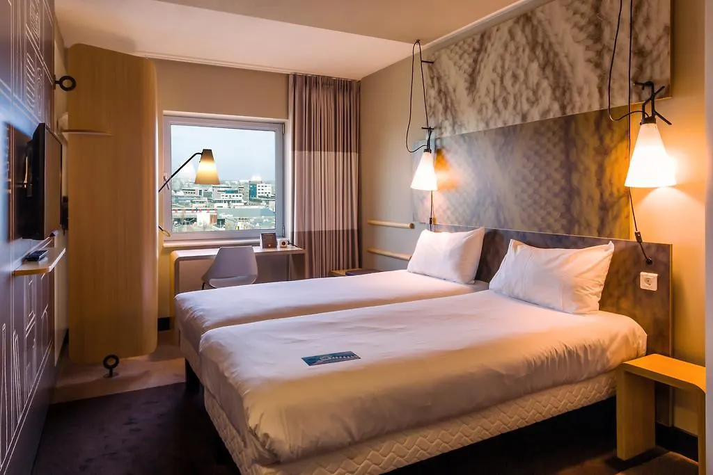 ibis Amsterdam City West